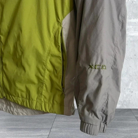 Women’s Columbia Outdoor Jacket - Picture 4 of 7